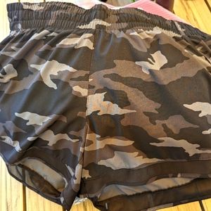 Athleta mesh racer 4” Shorts